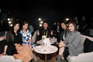 Sự nghiệp và ảnh hưởng trong ngành giải trí